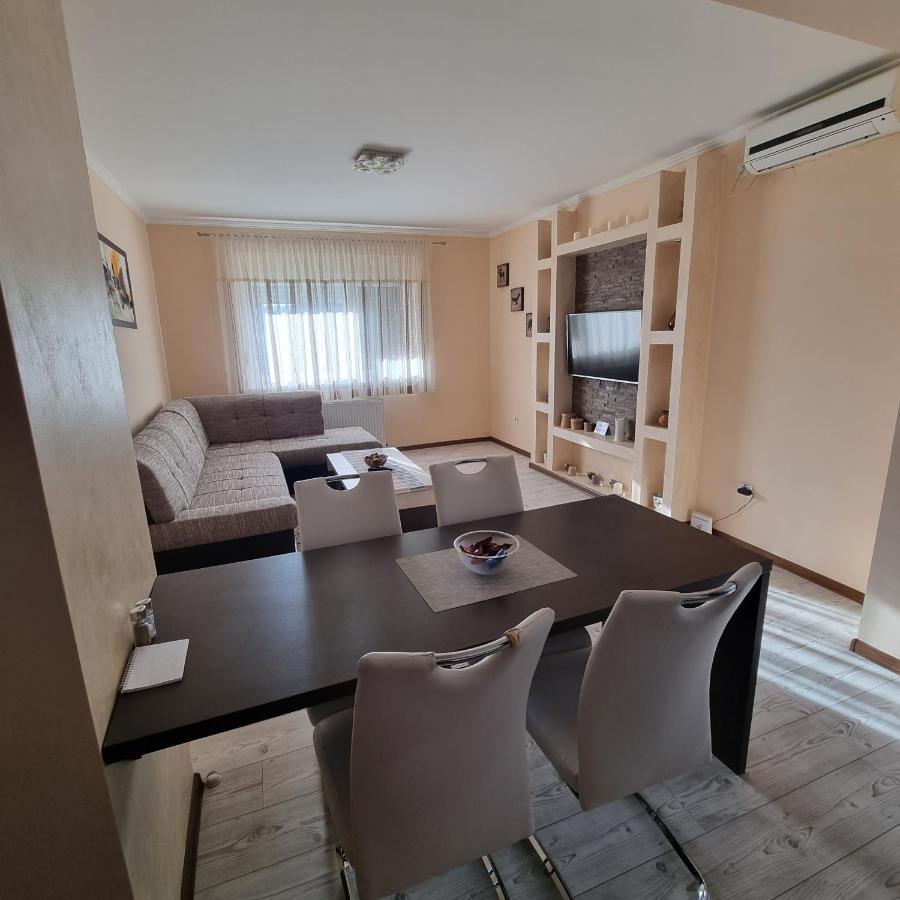 Koks Apartmans Суботица Экстерьер фото